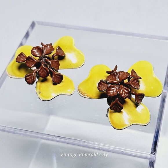 Vtg Poppy Flower Earrings Studs Clip-on Metal Enameled Retro 3d Yellow & Brown - Picture 3 of 9